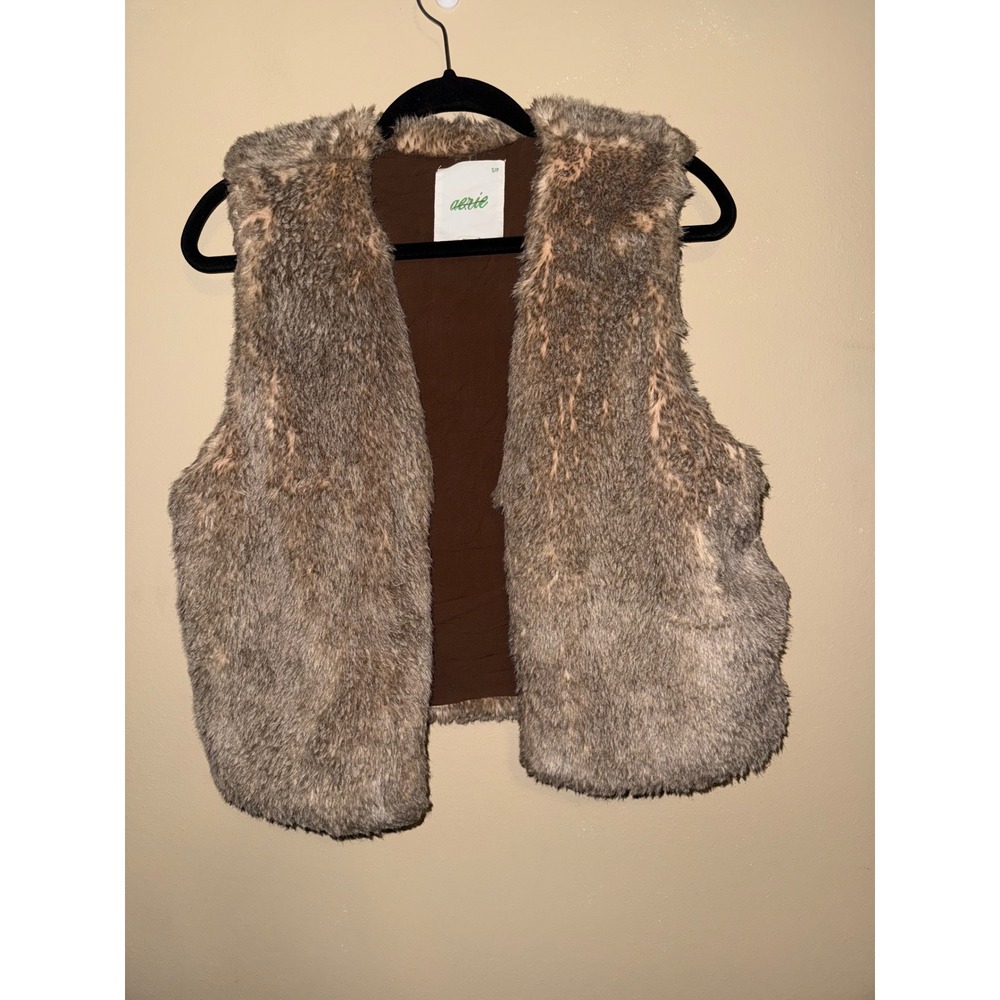 Aerie Brown Tan Faux Fur Open Front Vest with Pockets Small S/P Layering